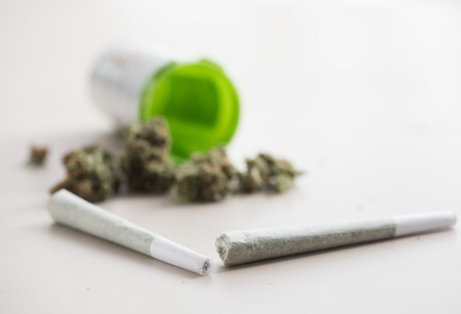 大学生の息子が大麻を使ってるかも｜50代女性からの探偵相談