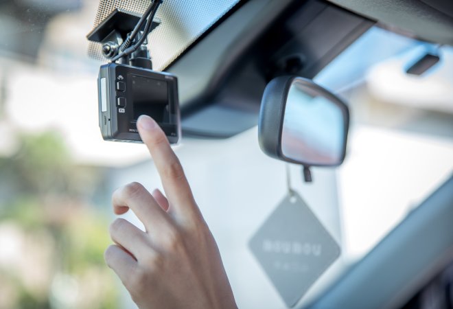 ドライブレコーダーの内容は浮気の証拠になる？