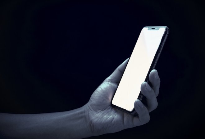 旦那の連絡相手はパパ活女子？