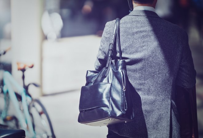 旦那が何か隠している。