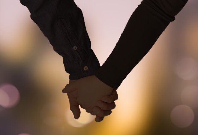 また同じ男と浮気しているかもしれない。